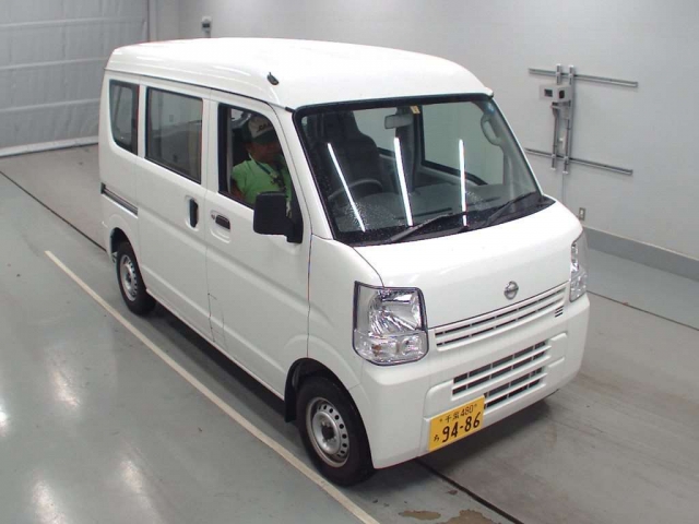 Import and buy NISSAN CLIPPER VAN 2018 from Japan to Nairobi, Kenya