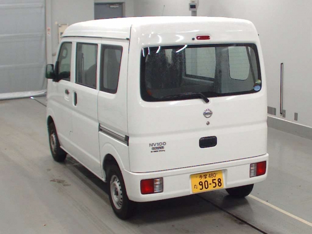 Import and buy NISSAN CLIPPER VAN 2018 from Japan to Nairobi, Kenya