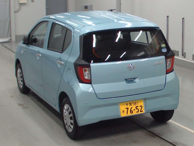 Import and buy DAIHATSU MIRA E S 2018 from Japan to Nairobi, Kenya