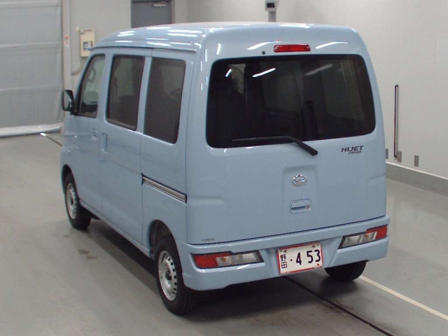 Import and buy DAIHATSU HIJET VAN 2018 from Japan to Nairobi, Kenya