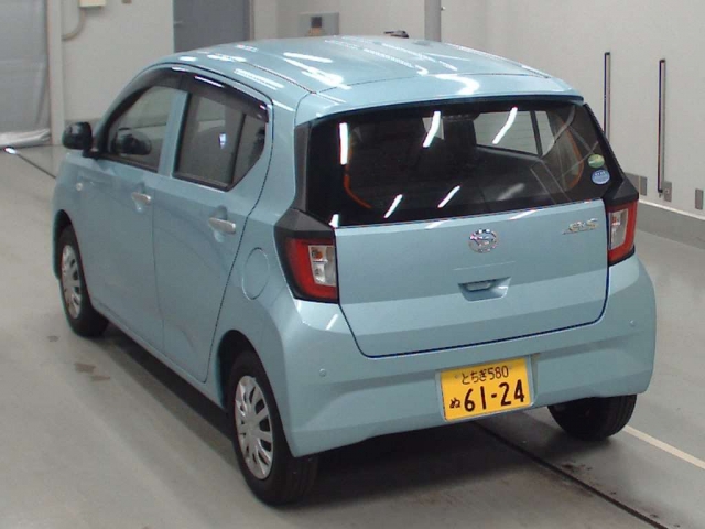 Import and buy DAIHATSU MIRA E S 2017 from Japan to Nairobi, Kenya