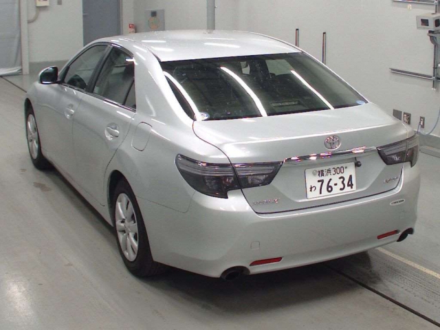 Import and buy TOYOTA MARKX 2017 from Japan to Nairobi, Kenya