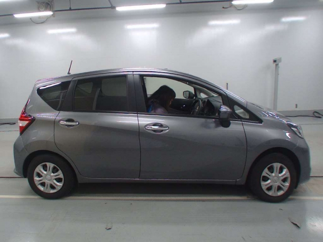 Import and buy NISSAN NOTE 2018 from Japan to Nairobi, Kenya