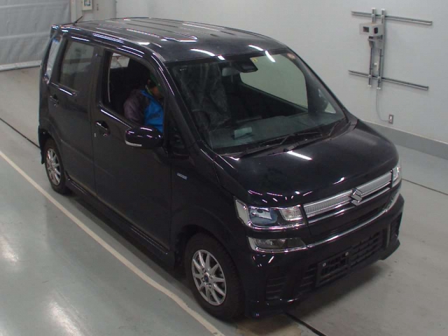 Import and buy SUZUKI WAGON R 2017 from Japan to Nairobi, Kenya