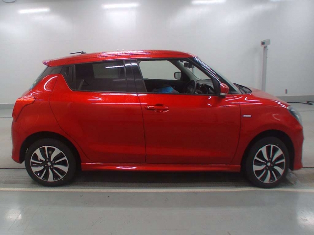 Import and buy SUZUKI SWIFT 2018 from Japan to Nairobi, Kenya