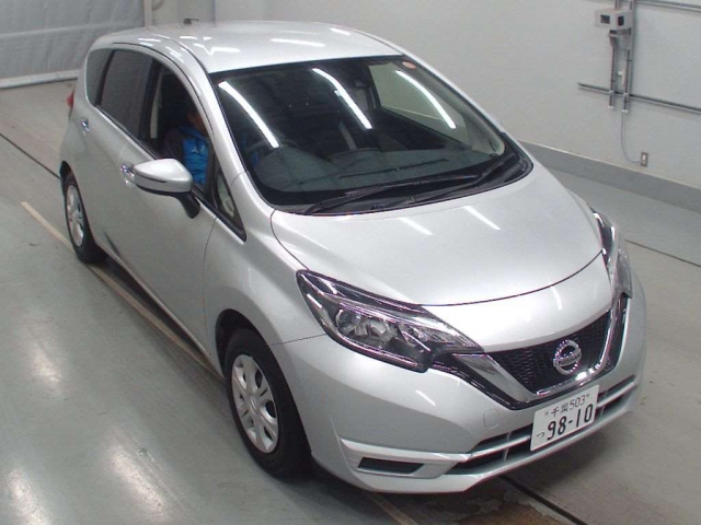 Import and buy NISSAN NOTE 2018 from Japan to Nairobi, Kenya