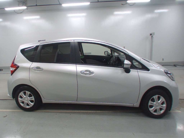 Import and buy NISSAN NOTE 2018 from Japan to Nairobi, Kenya