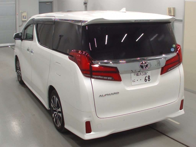 Import and buy TOYOTA ALPHARD 2018 from Japan to Nairobi, Kenya