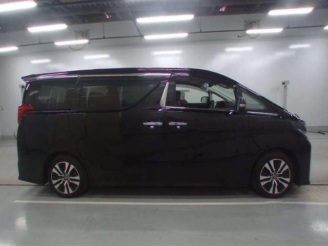 Import and buy TOYOTA ALPHARD 2018 from Japan to Nairobi, Kenya