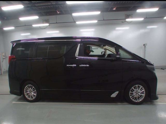 Import and buy TOYOTA ALPHARD 2018 from Japan to Nairobi, Kenya