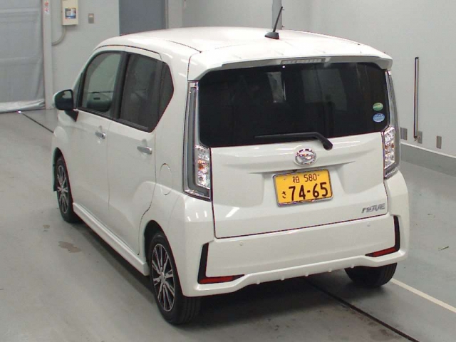 Import and buy DAIHATSU MOVE 2018 from Japan to Nairobi, Kenya