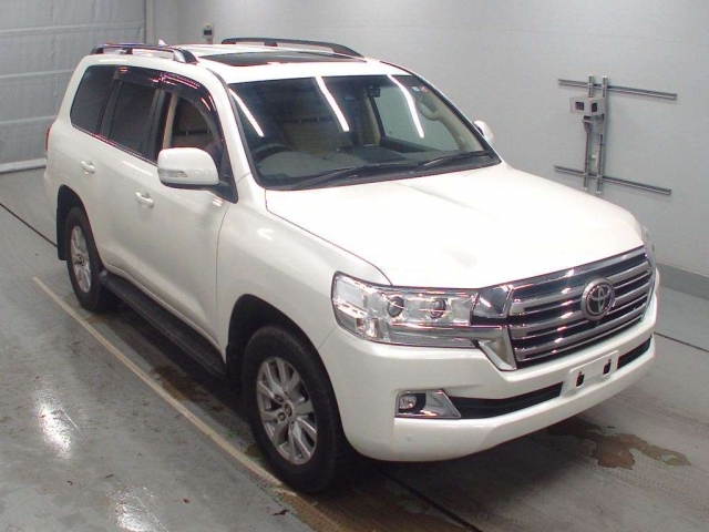 Import and buy TOYOTA LAND CRUISER 2017 from Japan to Nairobi, Kenya