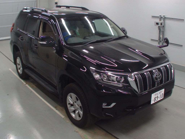 Import and buy TOYOTA LAND CRUISER PRADO 2018 from Japan to Nairobi, Kenya