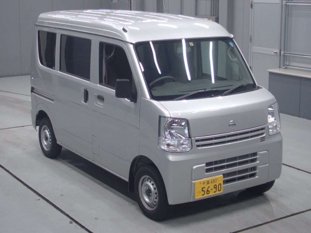 Import and buy NISSAN CLIPPER VAN 2018 from Japan to Nairobi, Kenya