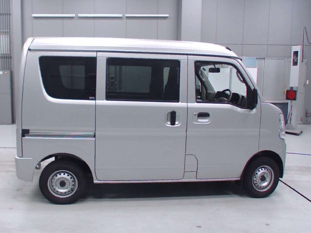 Import and buy NISSAN CLIPPER VAN 2018 from Japan to Nairobi, Kenya