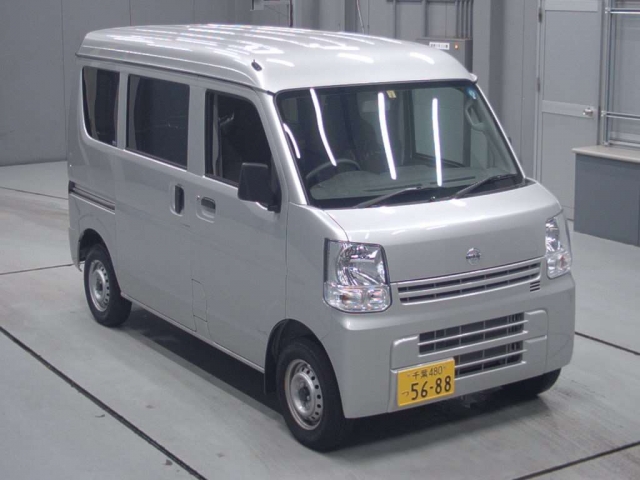 Import and buy NISSAN CLIPPER VAN 2018 from Japan to Nairobi, Kenya