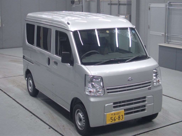 Import and buy NISSAN CLIPPER VAN 2018 from Japan to Nairobi, Kenya