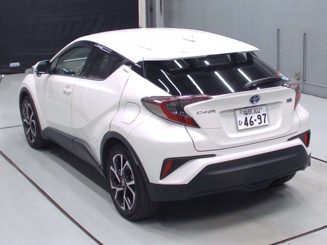 Import and buy TOYOTA C-HR 2017 from Japan to Nairobi, Kenya