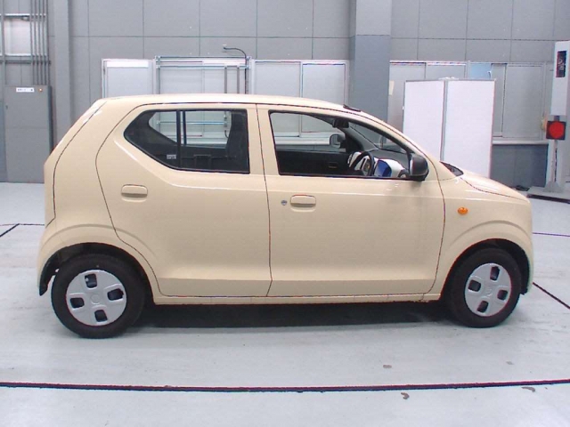 Import and buy SUZUKI ALTO 2017 from Japan to Nairobi, Kenya