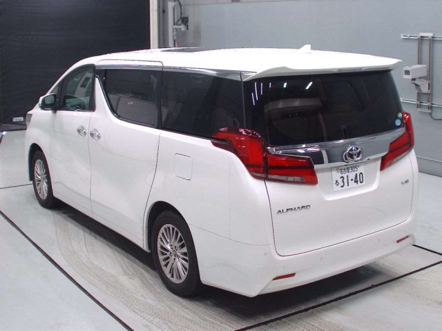 Import and buy TOYOTA ALPHARD 2018 from Japan to Nairobi, Kenya