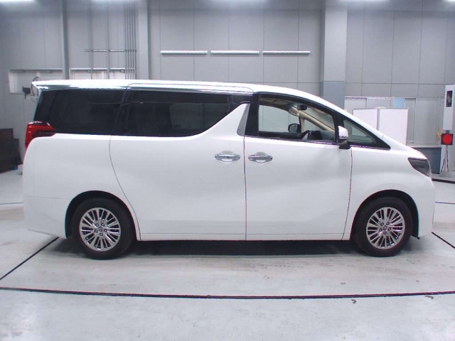 Import and buy TOYOTA ALPHARD 2018 from Japan to Nairobi, Kenya