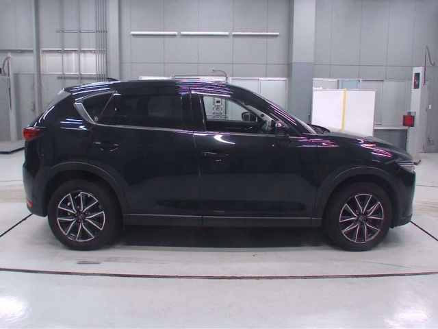 Import and buy MAZDA CX-5 2017 from Japan to Nairobi, Kenya