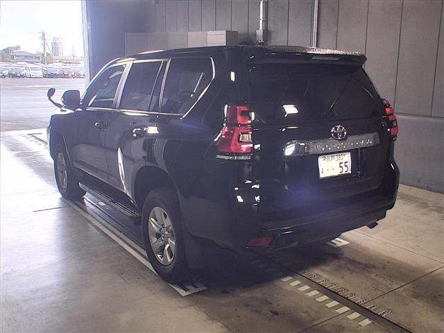 Import and buy TOYOTA LAND CRUISER PRADO 2017 from Japan to Nairobi, Kenya