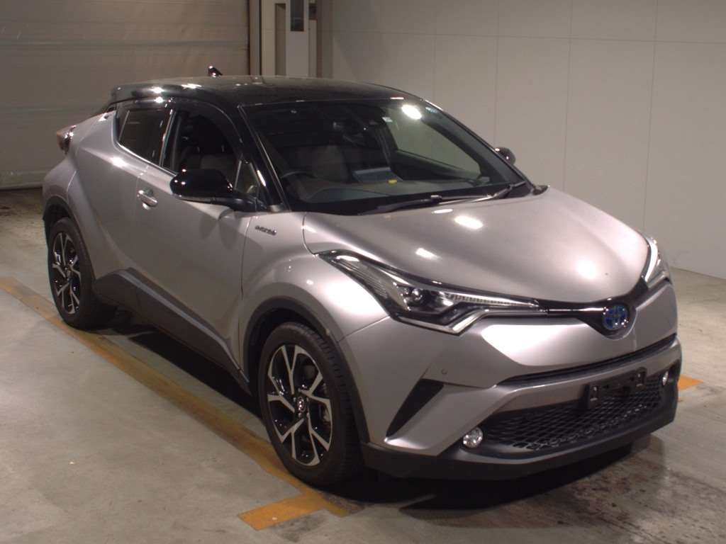 Import and buy TOYOTA C-HR 2017 from Japan to Nairobi, Kenya