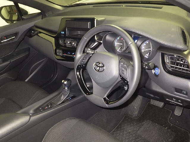 Import and buy TOYOTA C-HR 2017 from Japan to Nairobi, Kenya