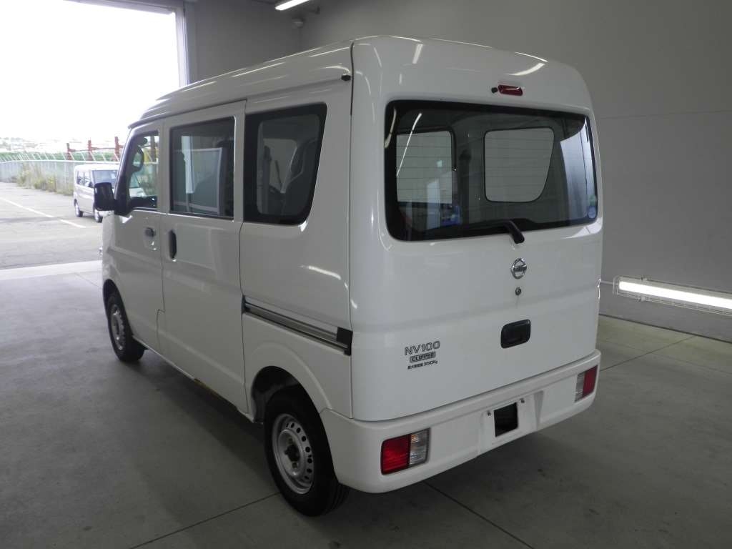 Import and buy NISSAN NV100 CLIPPER 2017 from Japan to Nairobi, Kenya