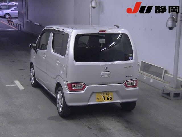 Import and buy SUZUKI WAGON R 2017 from Japan to Nairobi, Kenya