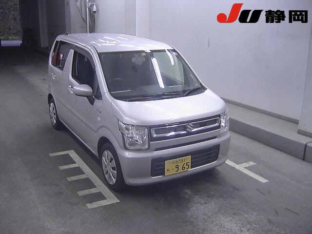 Import and buy SUZUKI WAGON R 2017 from Japan to Nairobi, Kenya