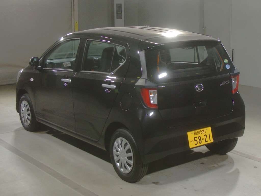 Import and buy DAIHATSU MIRA E S 2017 from Japan to Nairobi, Kenya