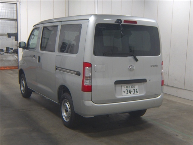 Import and buy DAIHATSU GRAN MAX 2024 from Japan to Nairobi, Kenya