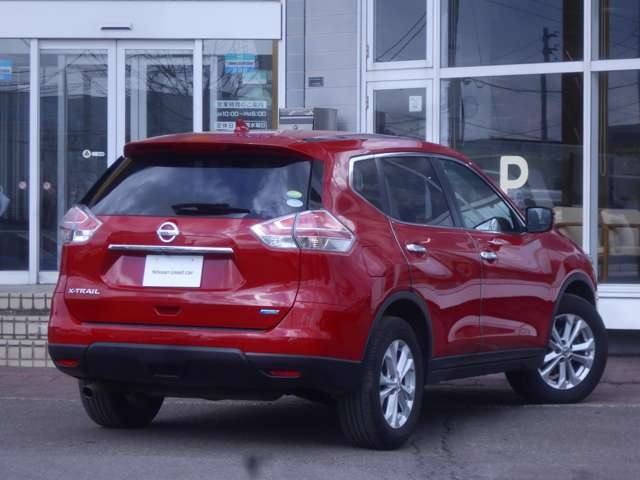 Import and buy NISSAN X-TRAIL 2017 from Japan to Nairobi, Kenya