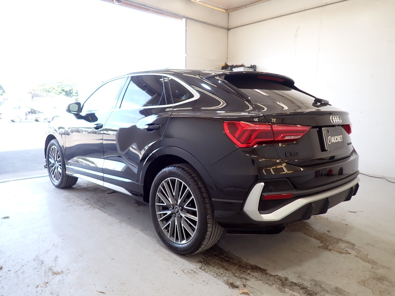 Import and buy AUDI Q3 2021 from Japan to Nairobi, Kenya