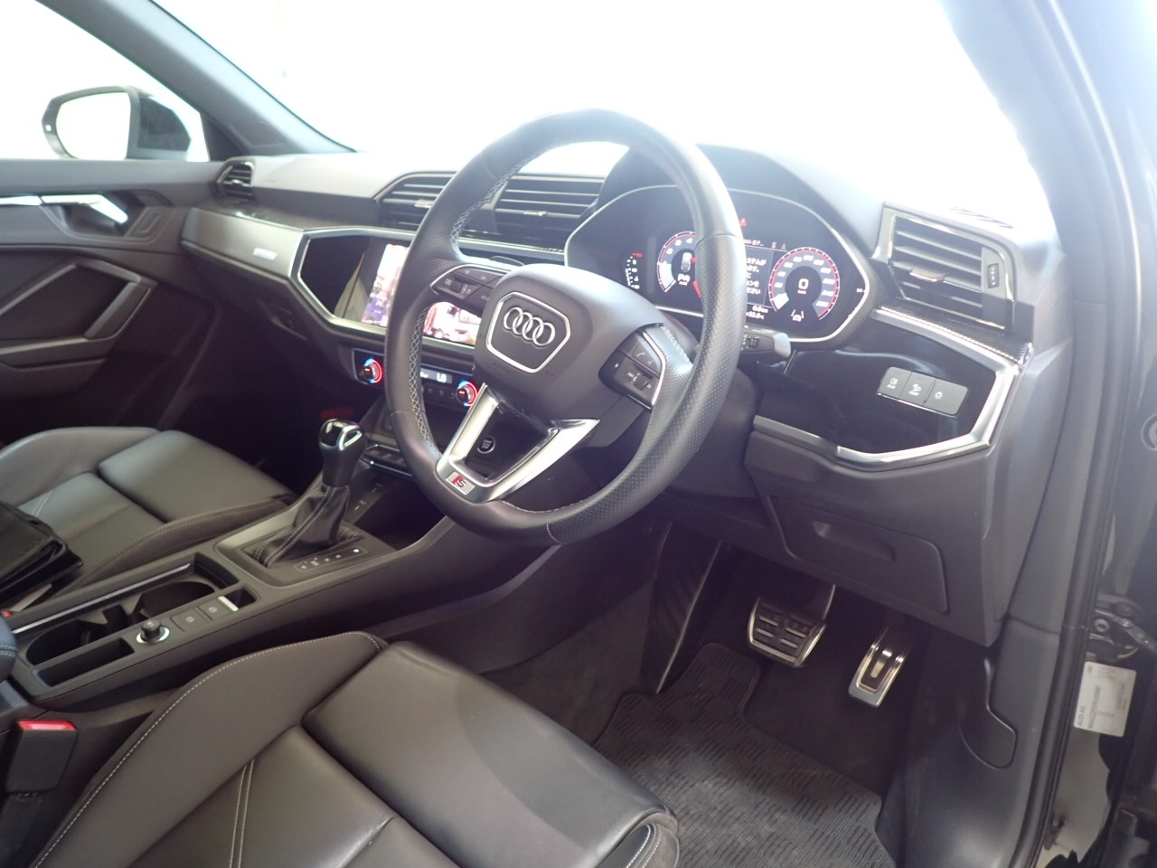 Import and buy AUDI Q3 2021 from Japan to Nairobi, Kenya