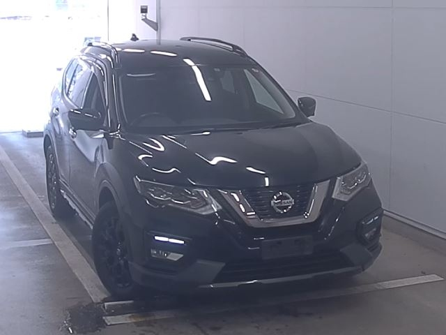 Import and buy NISSAN X-TRAIL 2017 from Japan to Nairobi, Kenya