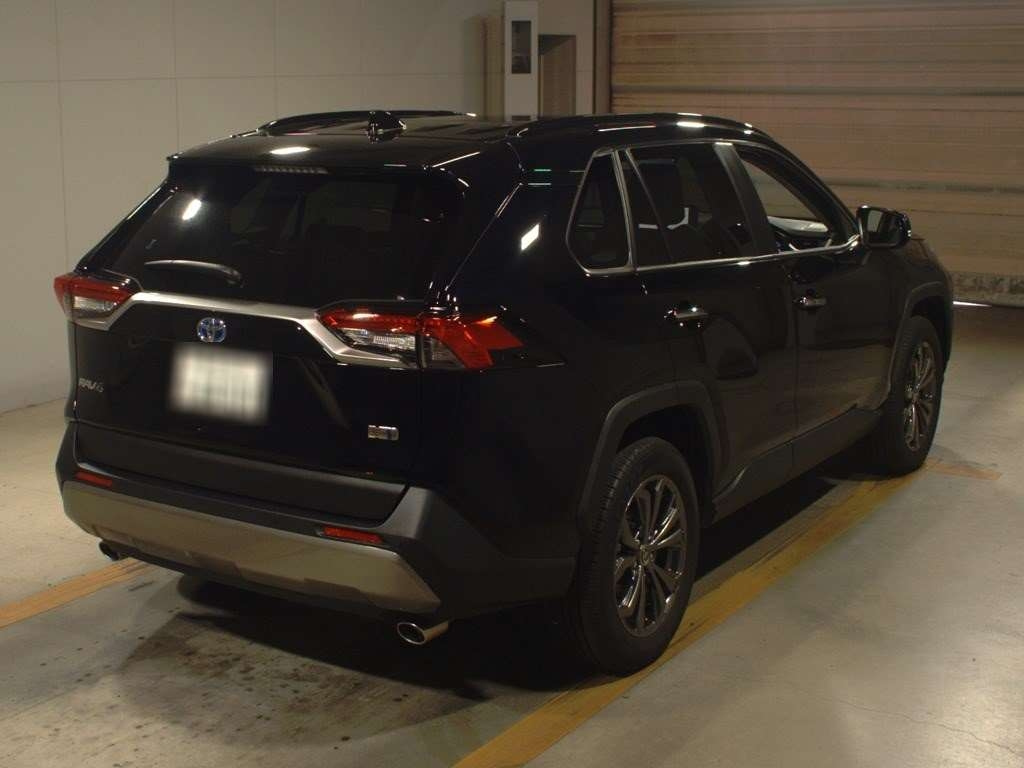 Import and buy TOYOTA RAV4 2023 from Japan to Nairobi, Kenya