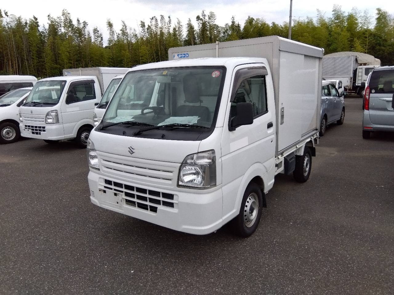 Import and buy SUZUKI CARRY TRUCK 2018 from Japan to Nairobi, Kenya