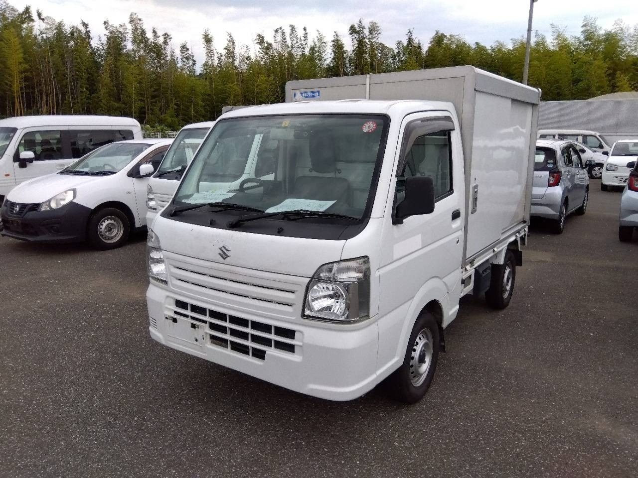 Import and buy SUZUKI CARRY TRUCK 2018 from Japan to Nairobi, Kenya