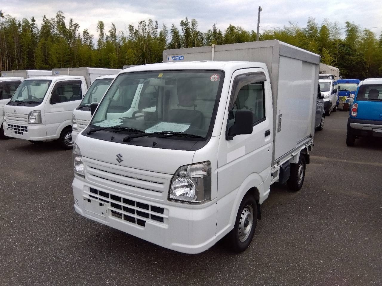 Import and buy SUZUKI CARRY TRUCK 2018 from Japan to Nairobi, Kenya