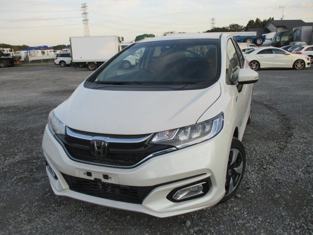 Import and buy HONDA FIT 2018 from Japan to Nairobi, Kenya