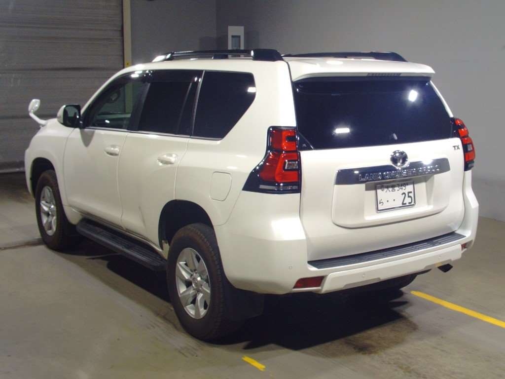 Import and buy TOYOTA LAND CRUISER PRADO 2019 from Japan to Nairobi, Kenya