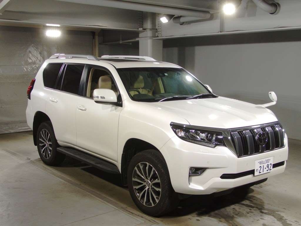 Import and buy TOYOTA LAND CRUISER PRADO 2019 from Japan to Nairobi, Kenya