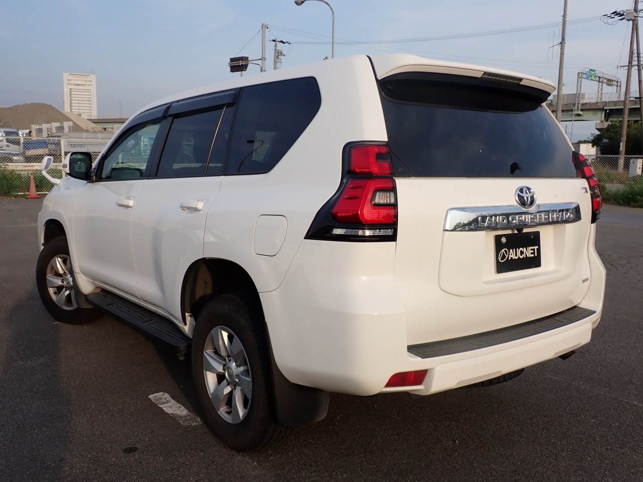 Import and buy TOYOTA LAND CRUISER PRADO 2020 from Japan to Nairobi, Kenya