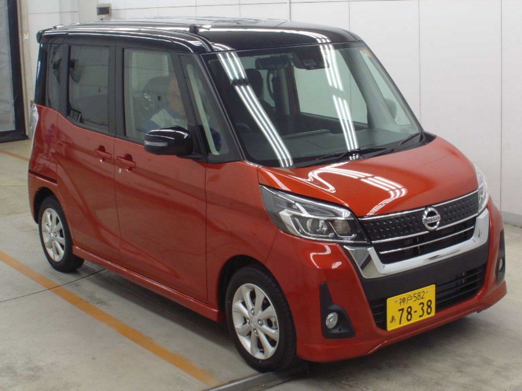 Import and buy NISSAN DAYZ ROOX 2017 from Japan to Nairobi, Kenya