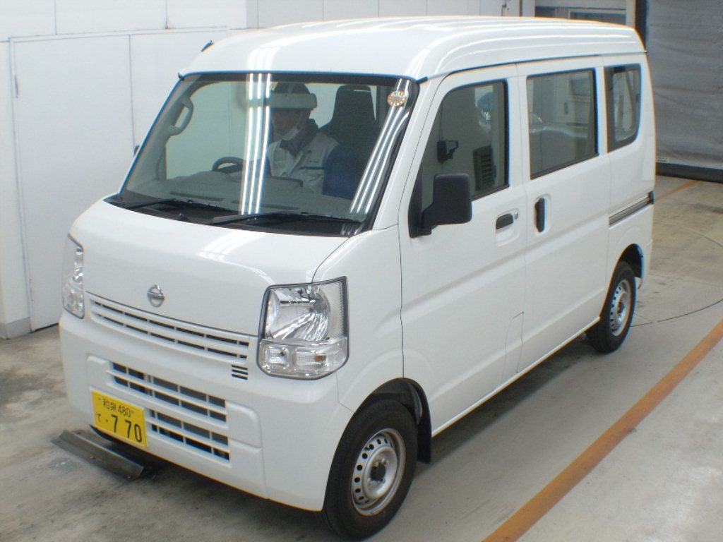 Import and buy NISSAN CLIPPER VAN 2017 from Japan to Nairobi, Kenya