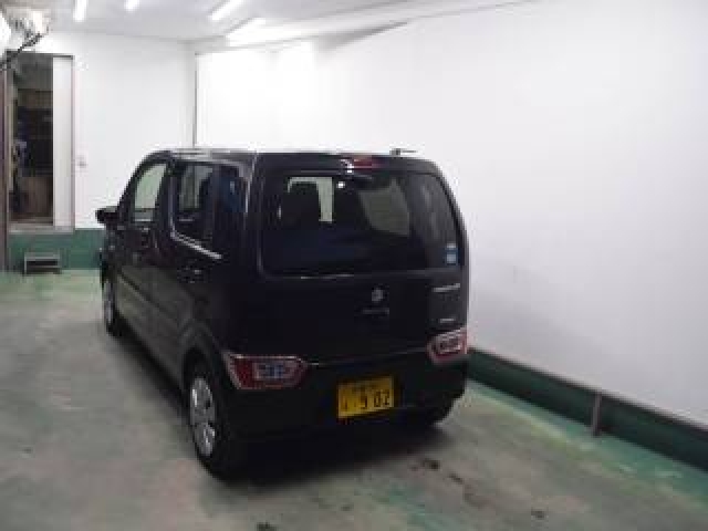 Import and buy SUZUKI WAGON R 2017 from Japan to Nairobi, Kenya