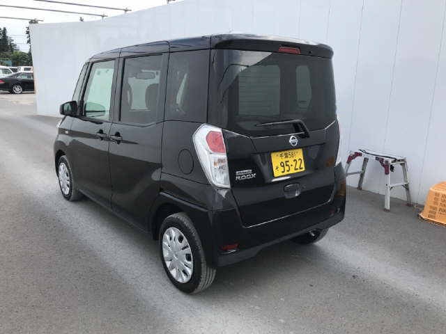 Import and buy NISSAN DAYZ ROOX 2018 from Japan to Nairobi, Kenya